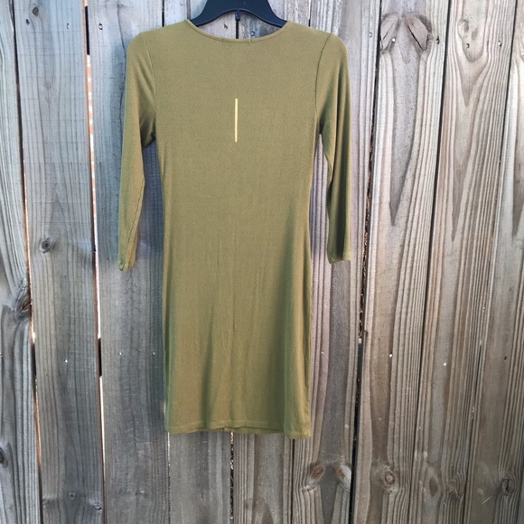 Forever21 robbed plive green dress - Picture 2 of 3